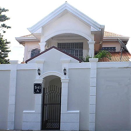 Leizel'S Bed & Breakfast Palompon 外观 照片